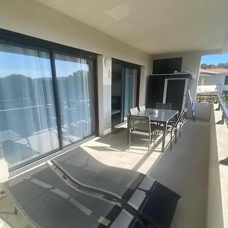T2 Avec Piscine דירה