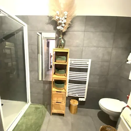 T2 Avec Piscine Daire